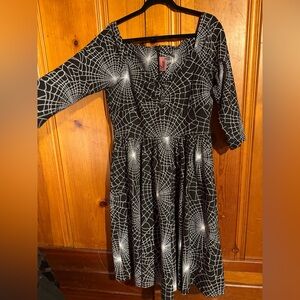 Vixen Vintage Spiderweb Swing in XL